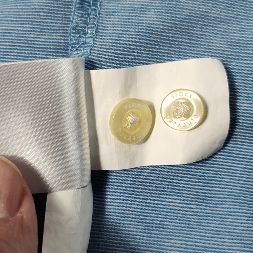 Mens Three Button Light Blue Stretch Pocket Polo - Picture 8 of 8